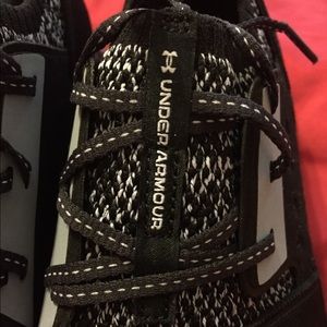 Under Armour Sneakers